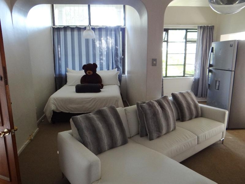 To Let 1 Bedroom Property for Rent in Rosebank Western Cape